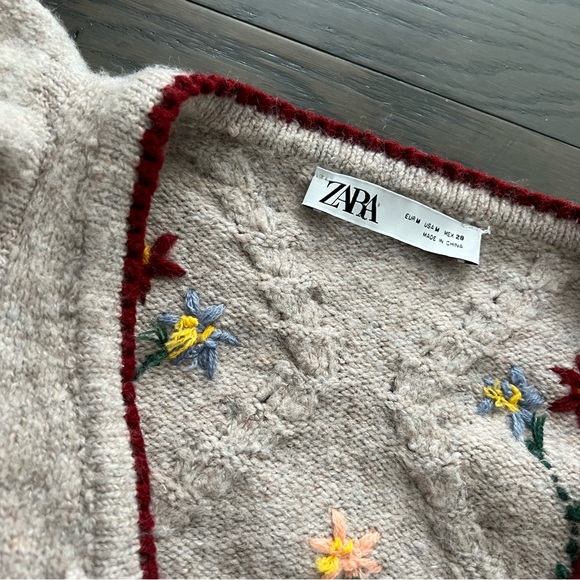 Zara embroidered floral ruffle cardigan sweater M - Picture 5 of 6